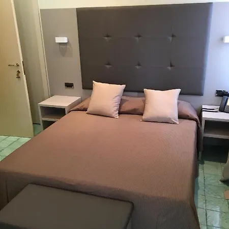 Artana Collection Monterosso al Mare